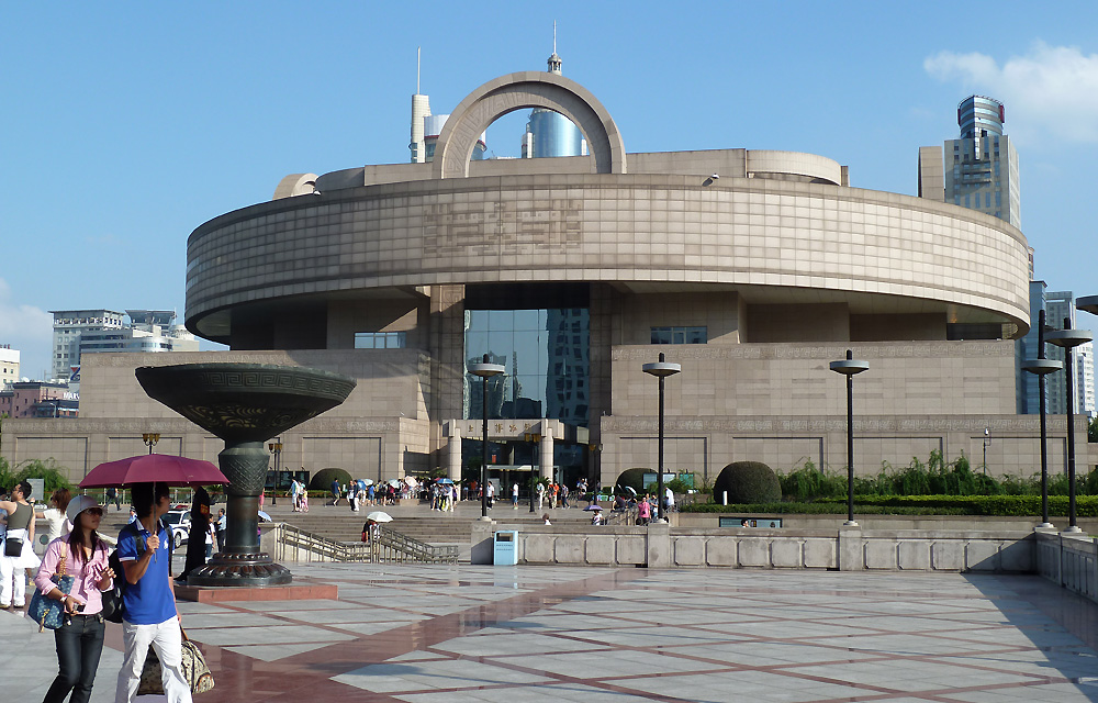 Shanghai museum. Музей Шанхай художественный. Шанхайский музей Китай. Музей искусств Шанхай. Музей древнекитайского искусства в Шанхае.